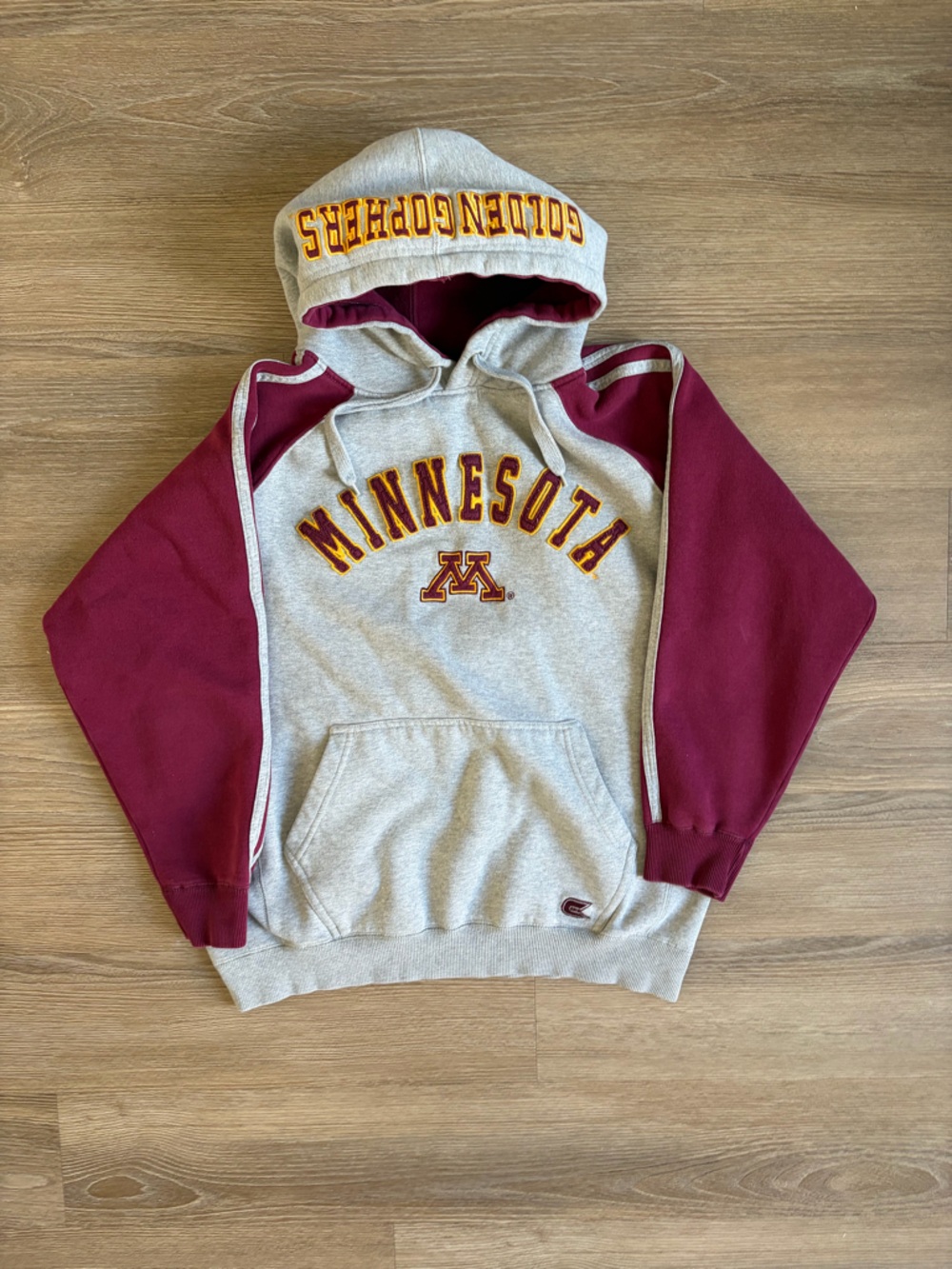 University Of Minnesota Twin Cities Vintage Hoodie Size M men